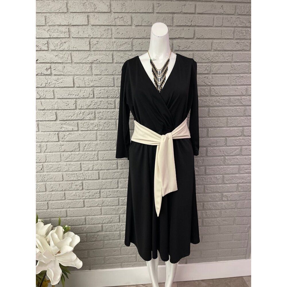 Chadwick’s Collection Women Long Sleeve Surplice Dress Size 12
